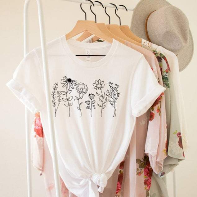 Wild Flowers Botanical Lover Women's Tee