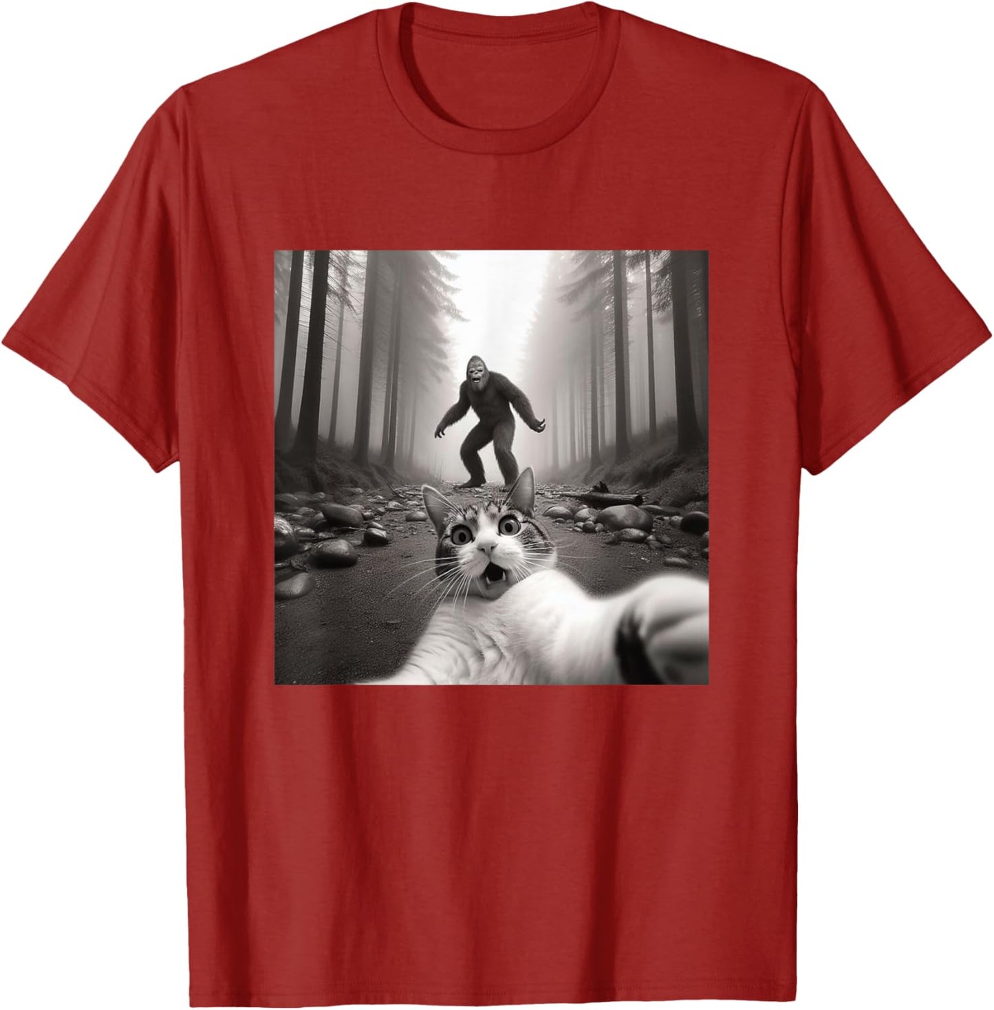 Funny Surprised Scared Cat Selfie Graphic T-Shirt