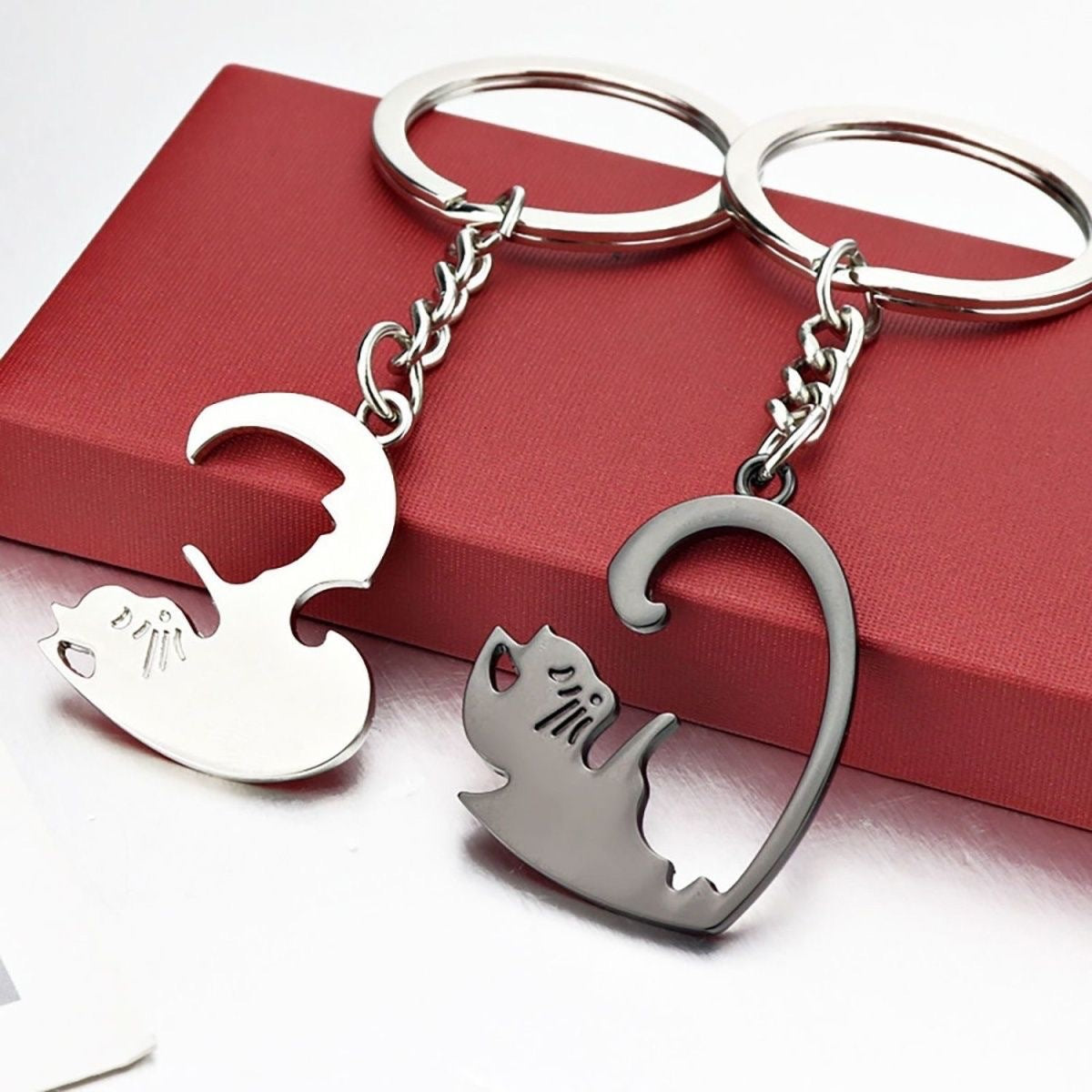 Yin Yang Cat Couple Keychain Pendant